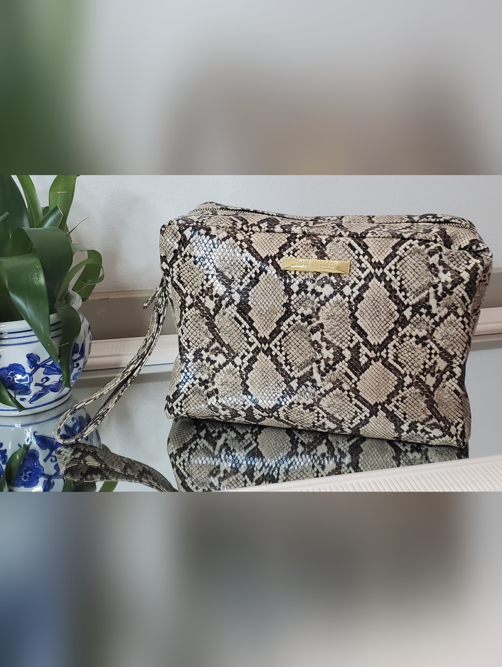 100◼️STEVE MADDEN XL COSMETIC BAG